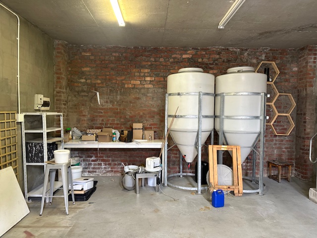 To Let commercial Property for Rent in Maitland Western Cape